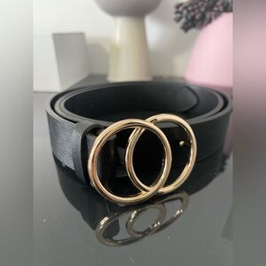 Black Leather Double-Ring Belt with Gold Buckle